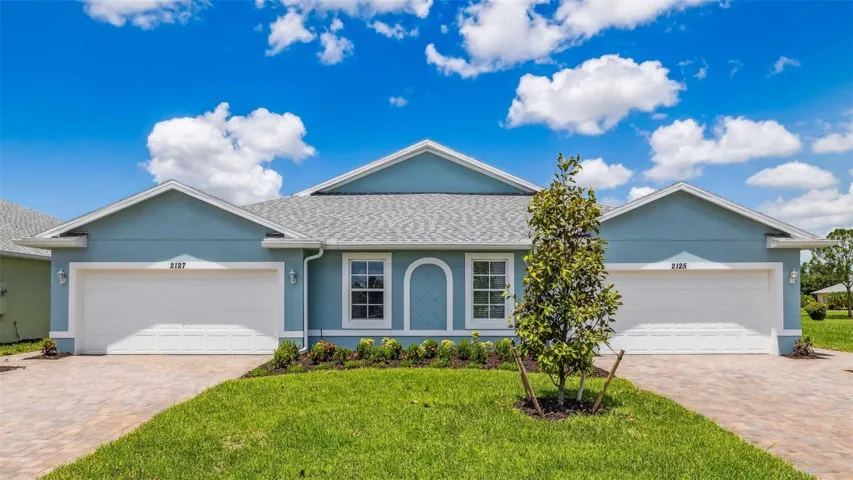 MODEL HOME