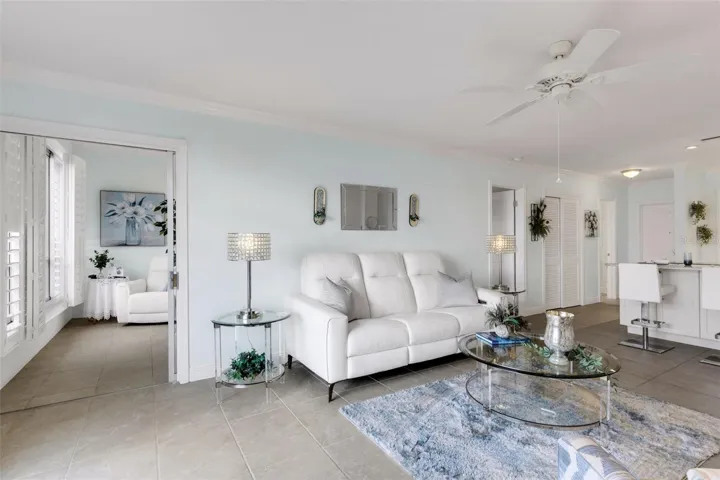 Bonus room off of the living room