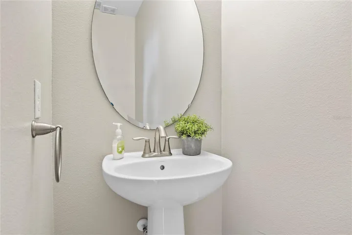 Guest Powder Room