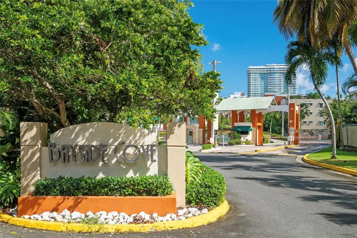 Bayside Cove - Gated Entrance