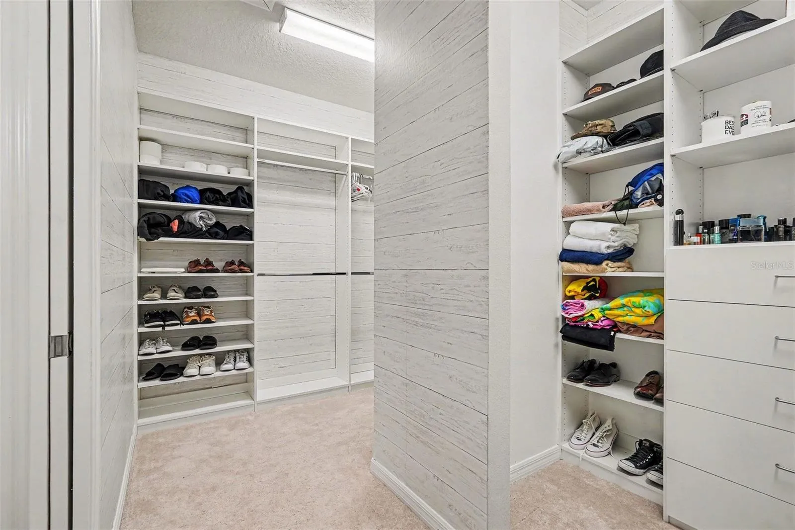Custom closet