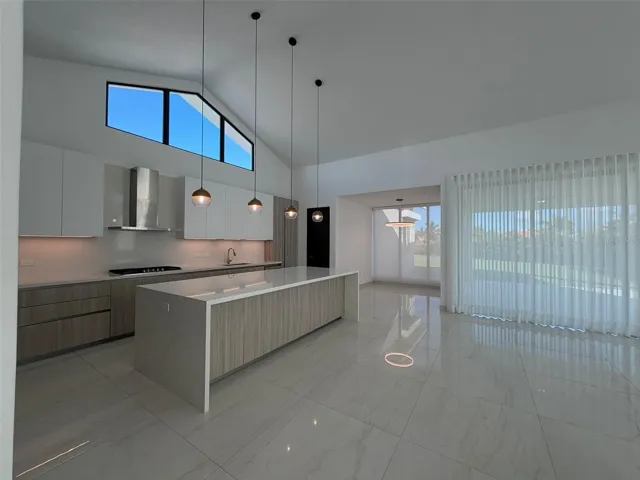 Kitchen Breakfast Area