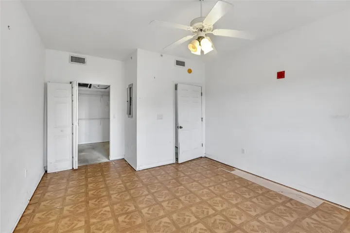 Walk In Closet Bedroom 2