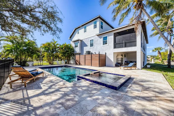 Heated Pool and Spa!