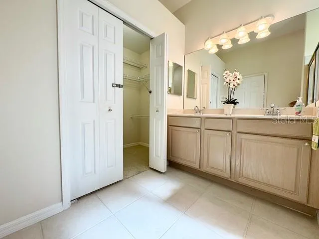 1170