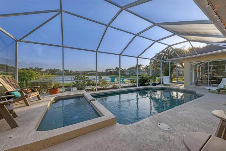 Heated pool & spa