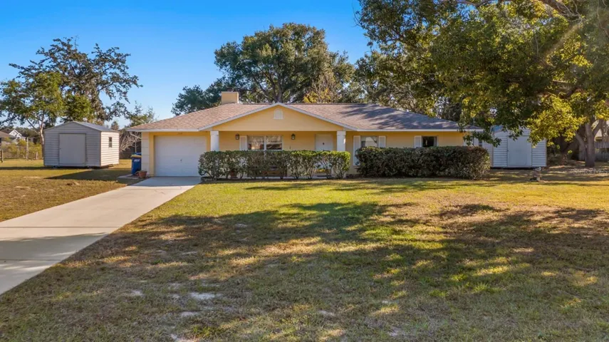 104 6th AVe = 3/2 on .5 acre lot
