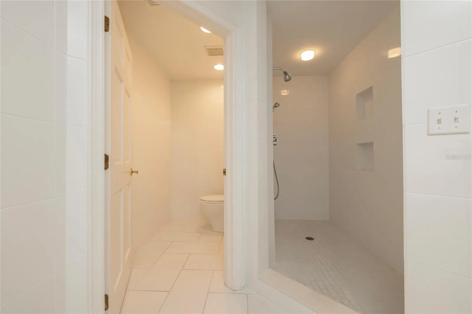 Master Bathroom with soaking tub, separate shower, dual vanities and separate water closet