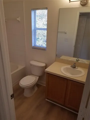 Master bathroom 1
