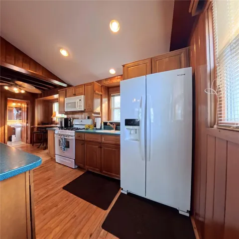 434 Kitchen