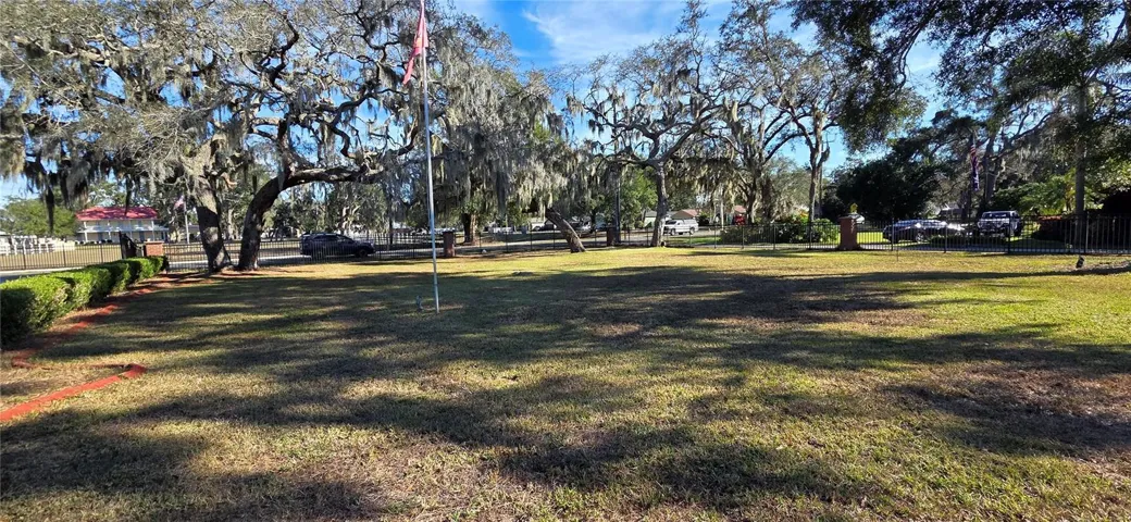 Front yard facing S. Miller Rd.