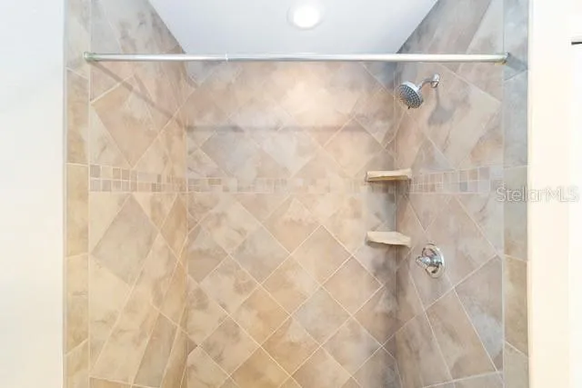 BATH 2 WALK IN SHOWER