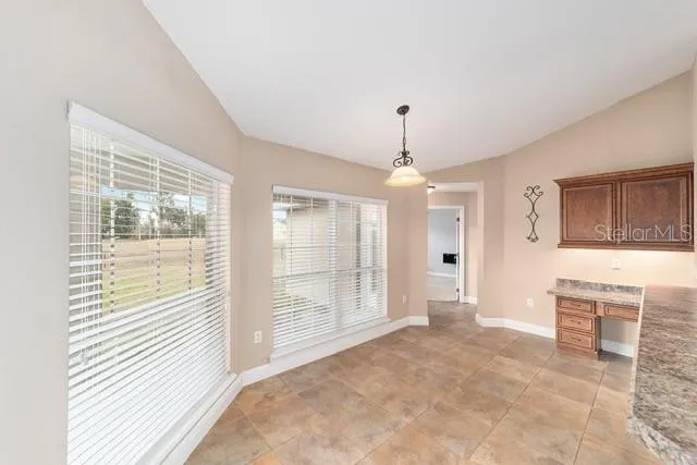 BREAKFAST NOOK