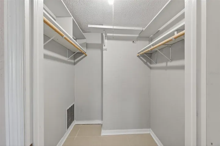 Walk-in closet