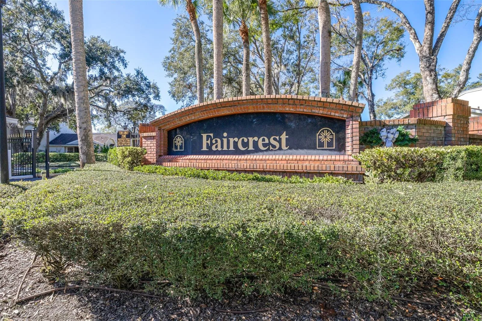 COMMUNITY ENTRANCE