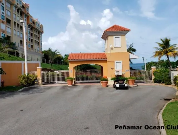 Main Gated 24/7 Entrance