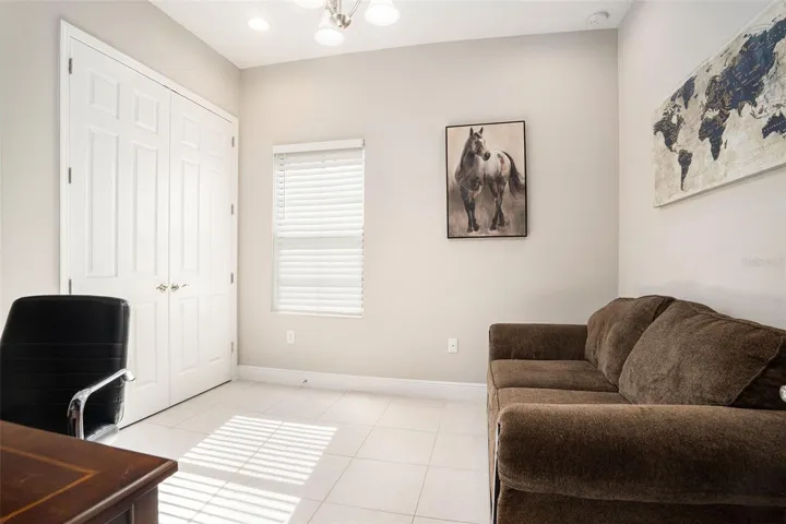 Bedroom 2/Office