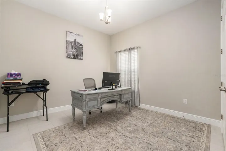Bedroom 4 /Office