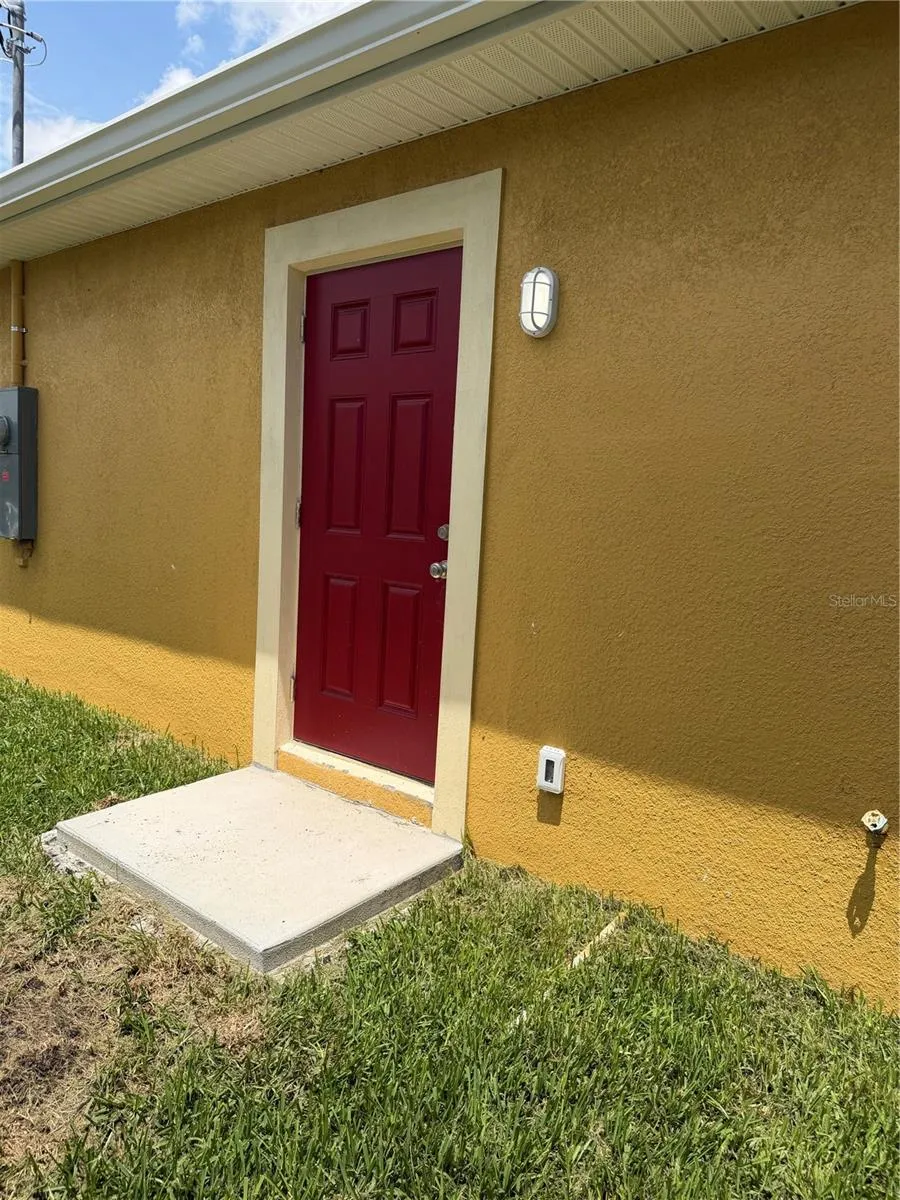 Right side of property from street view