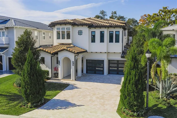Welcome to 560 Country Club Drive!