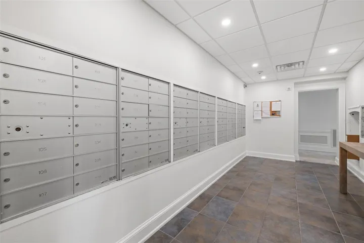 MAILBOXES