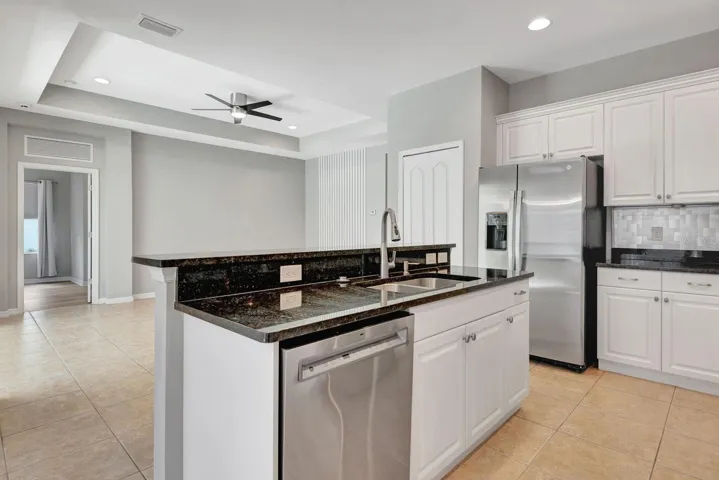 2023 Dishwasher & Refrigerator
