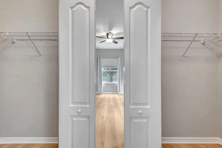 Primary dual closets