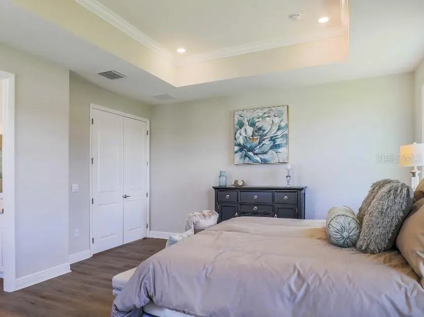 Model home - actual features may vary.