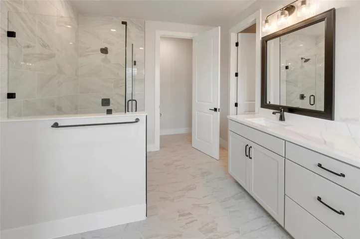 Owner's Bath