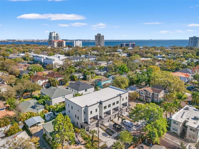 Amazing. Walkable location. Close to Bayshore Blvd
