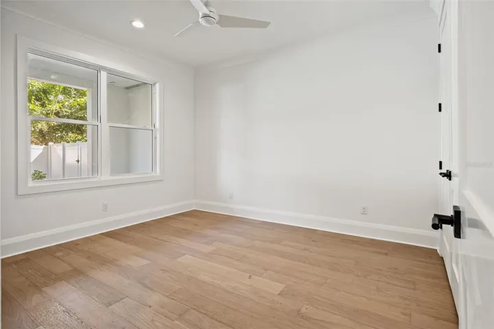 1st floor guest bedroom