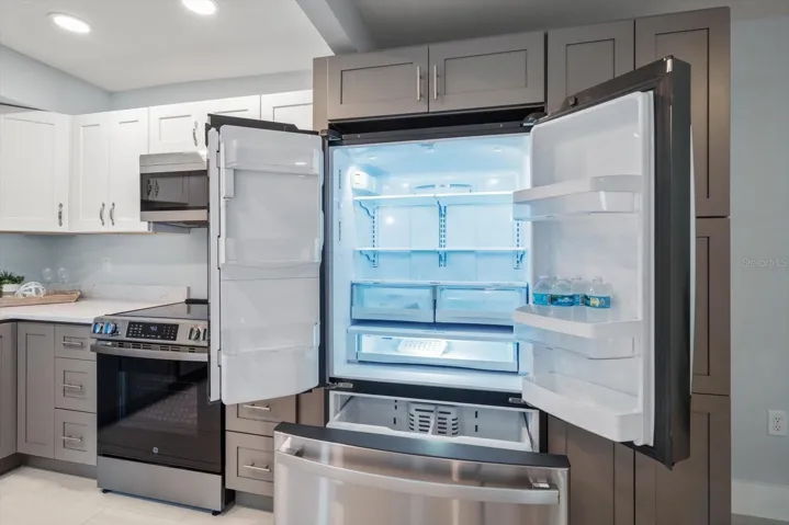 All newer appliances!