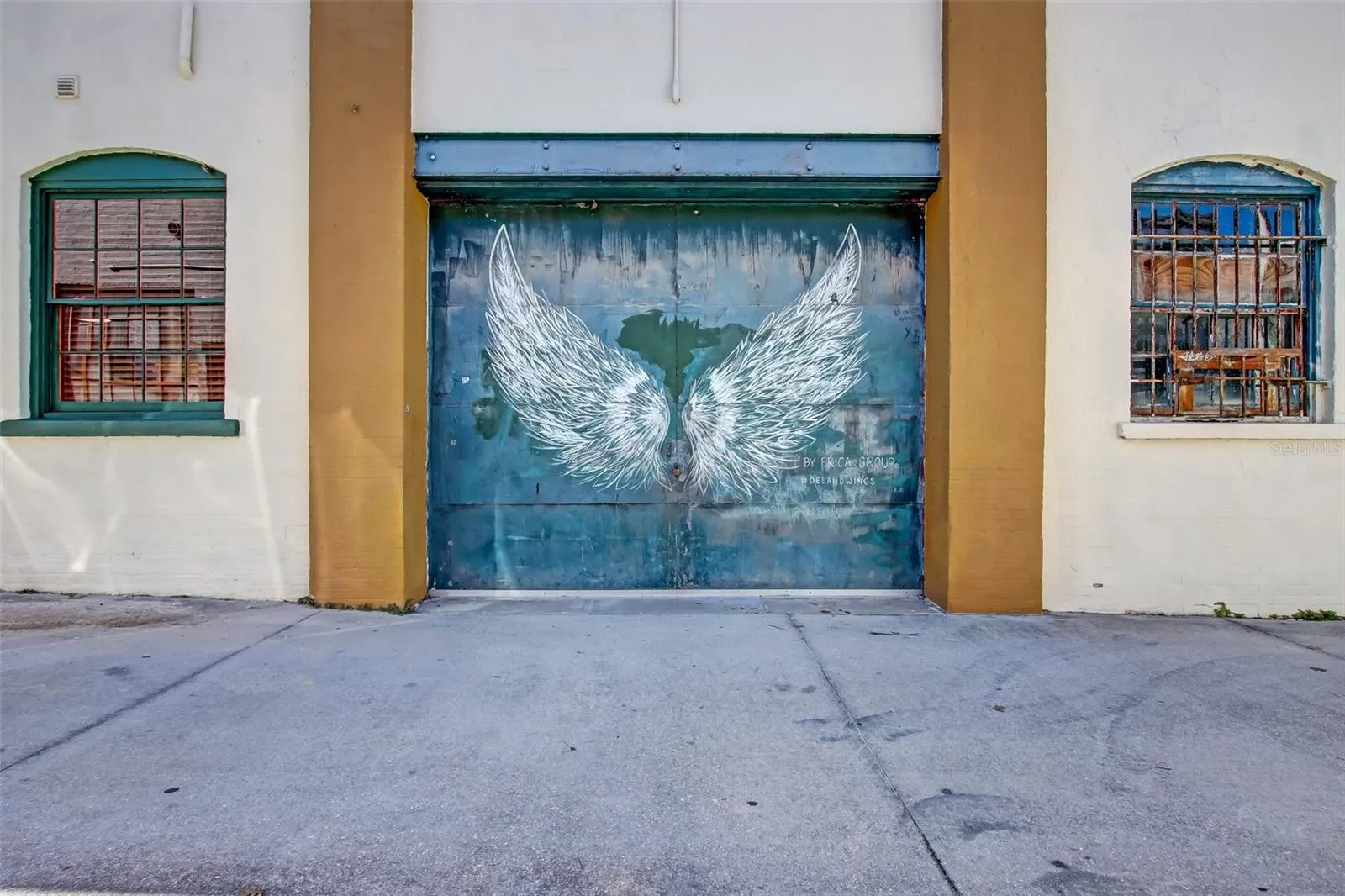 Downtown DeLand Angel Wing Photo Opprtunity