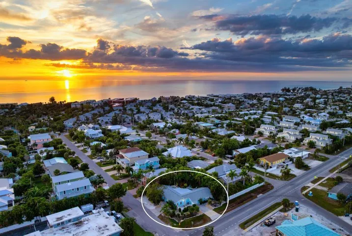 314 61st St. Holmes Beach, Fl