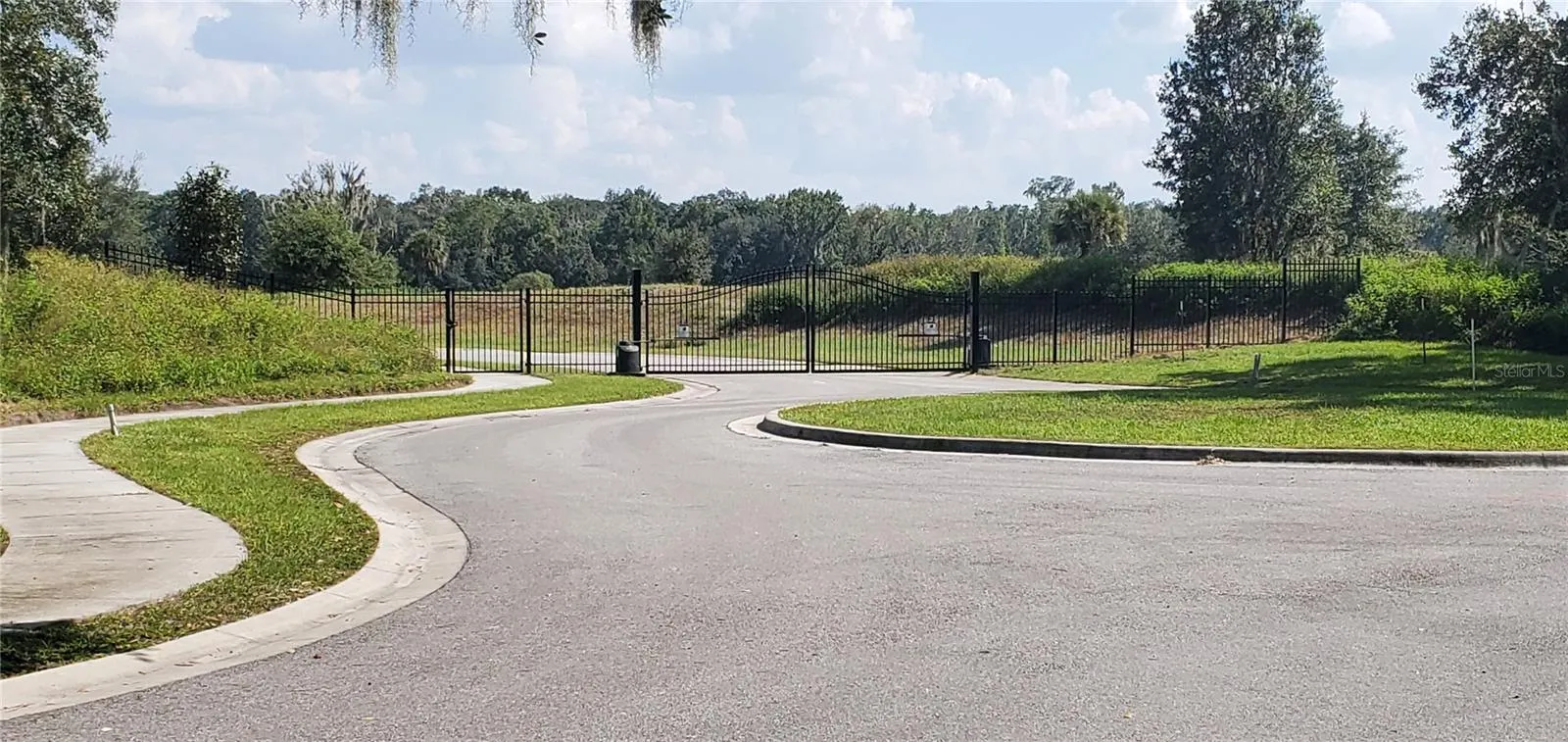 FishHawk Reserve Front Gated Entry