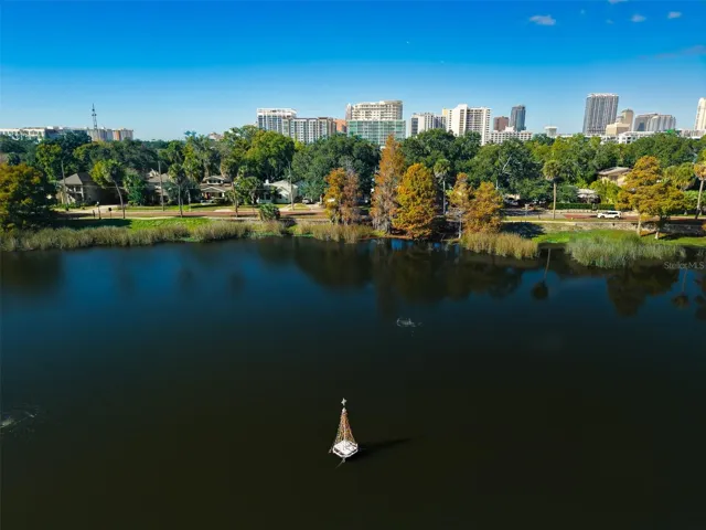Directly across from Lake Lawsona
