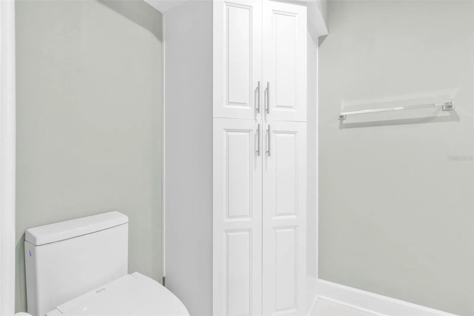 primary commode / shower area