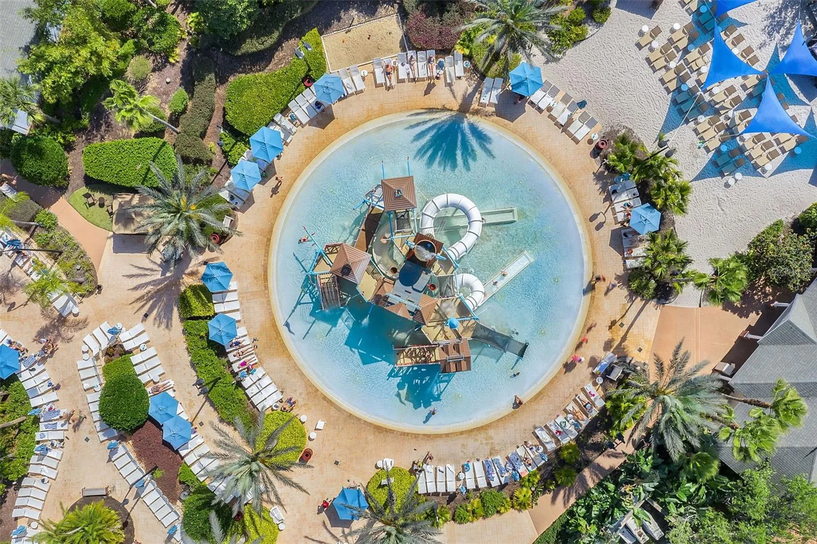 Kids splash zone