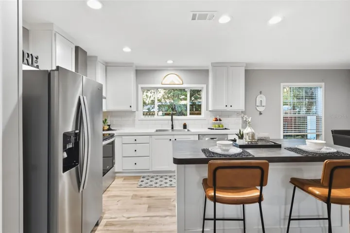 Kitchen 4
