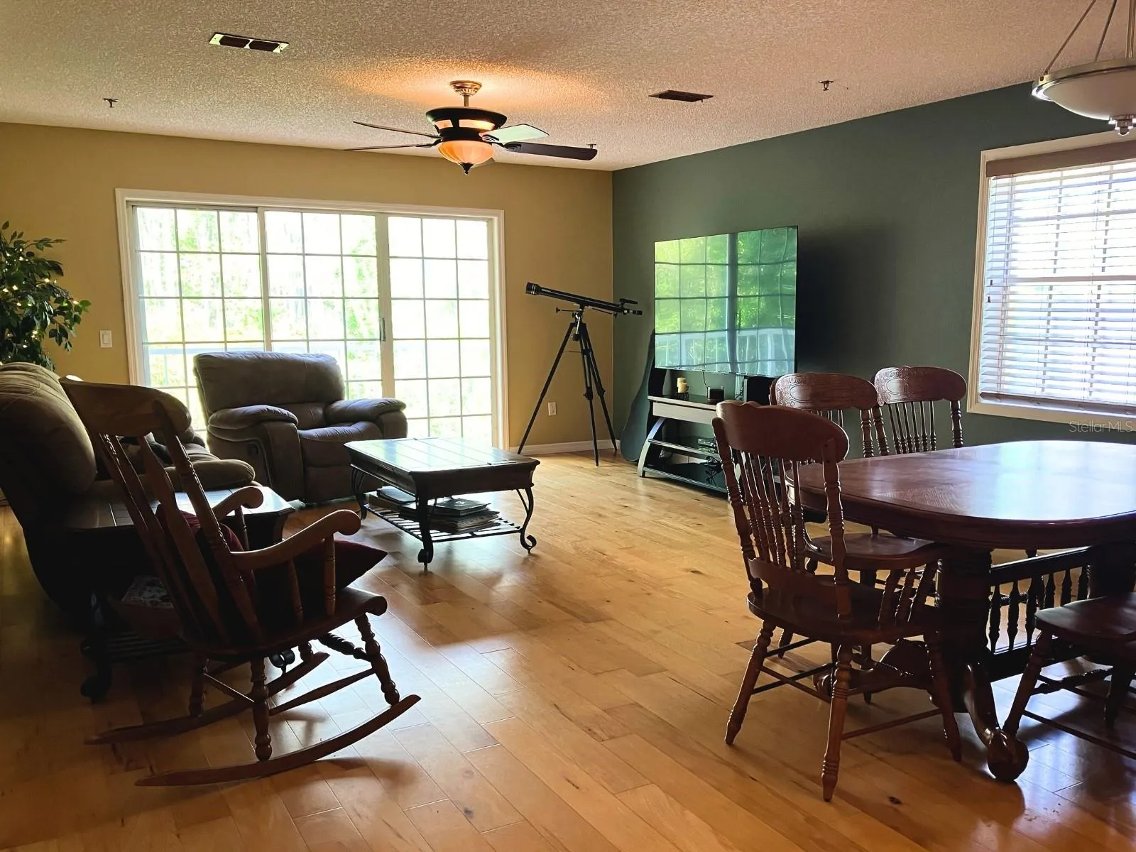 Bonus Room is amble size ideal for a gaming room, TV room, card room, exercise room, craft room.