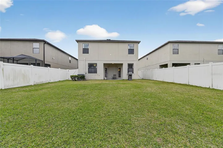 Spacious back yard
