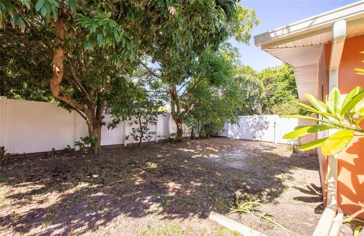 Side yard