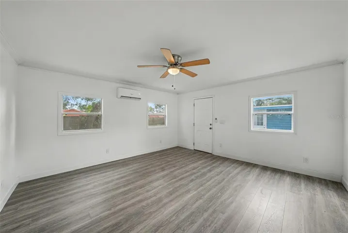 Detached Dwelling Space ADU/Office/Home Gym