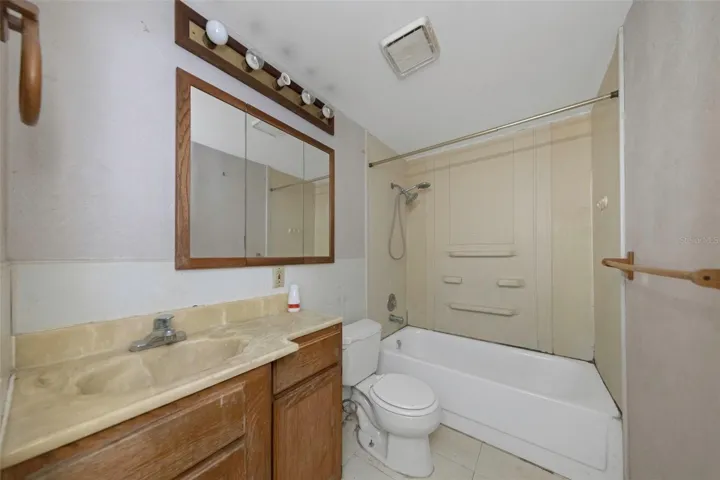 Bathroom #2
