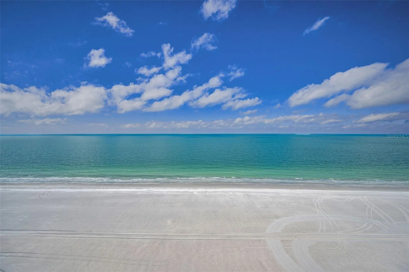Direct Aquamarine Gulf Views!