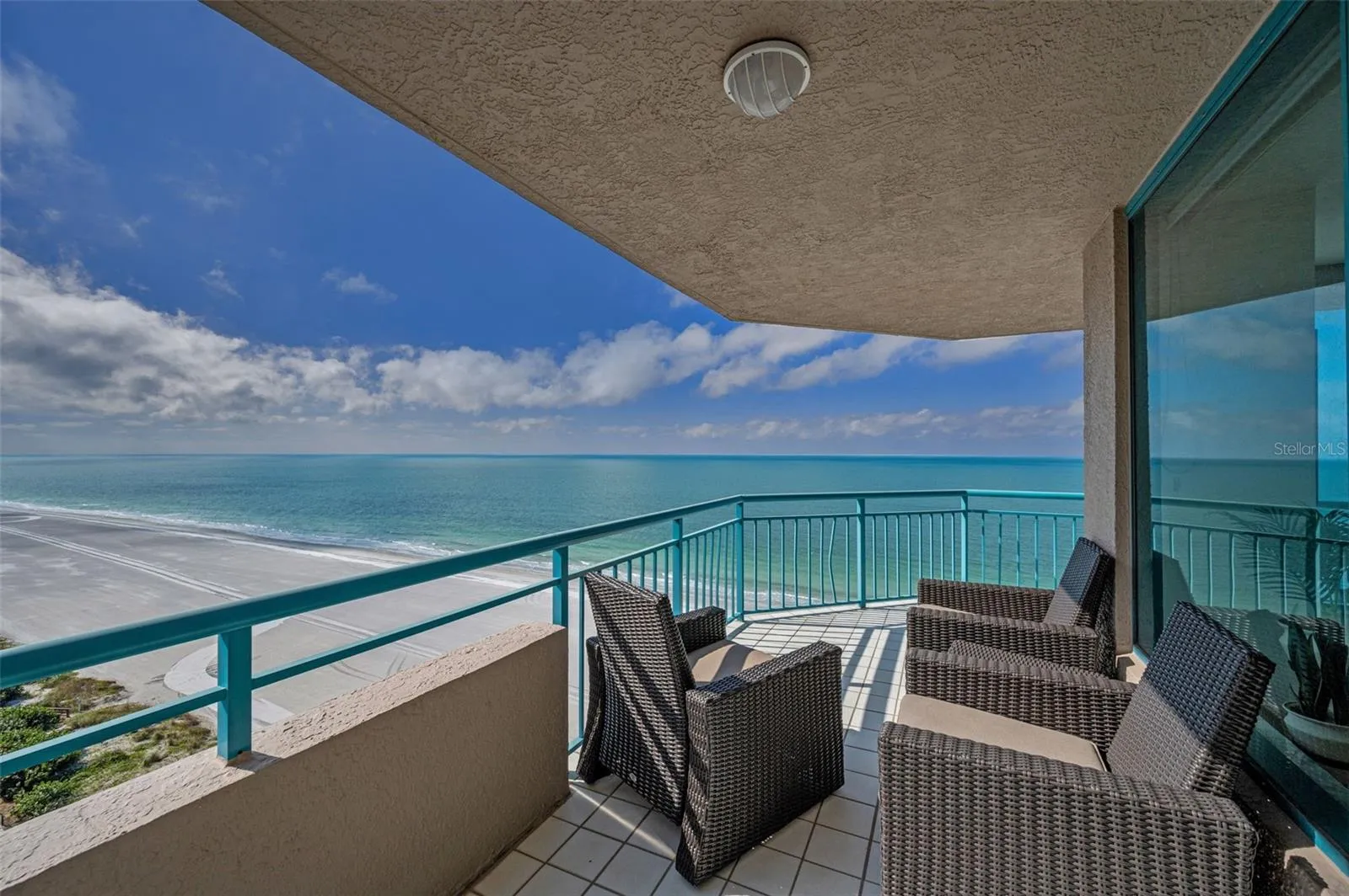 DIRECT GULF-FRONT! Offering Spectacular Panorama, Aquamarine Seascapes &amp; Fabulous Nightly Sunsets, Wraparound Terrace. The warmth of Southern Exposure &amp; Generous Terrace Ideal for the Avid Sun Worshipper!