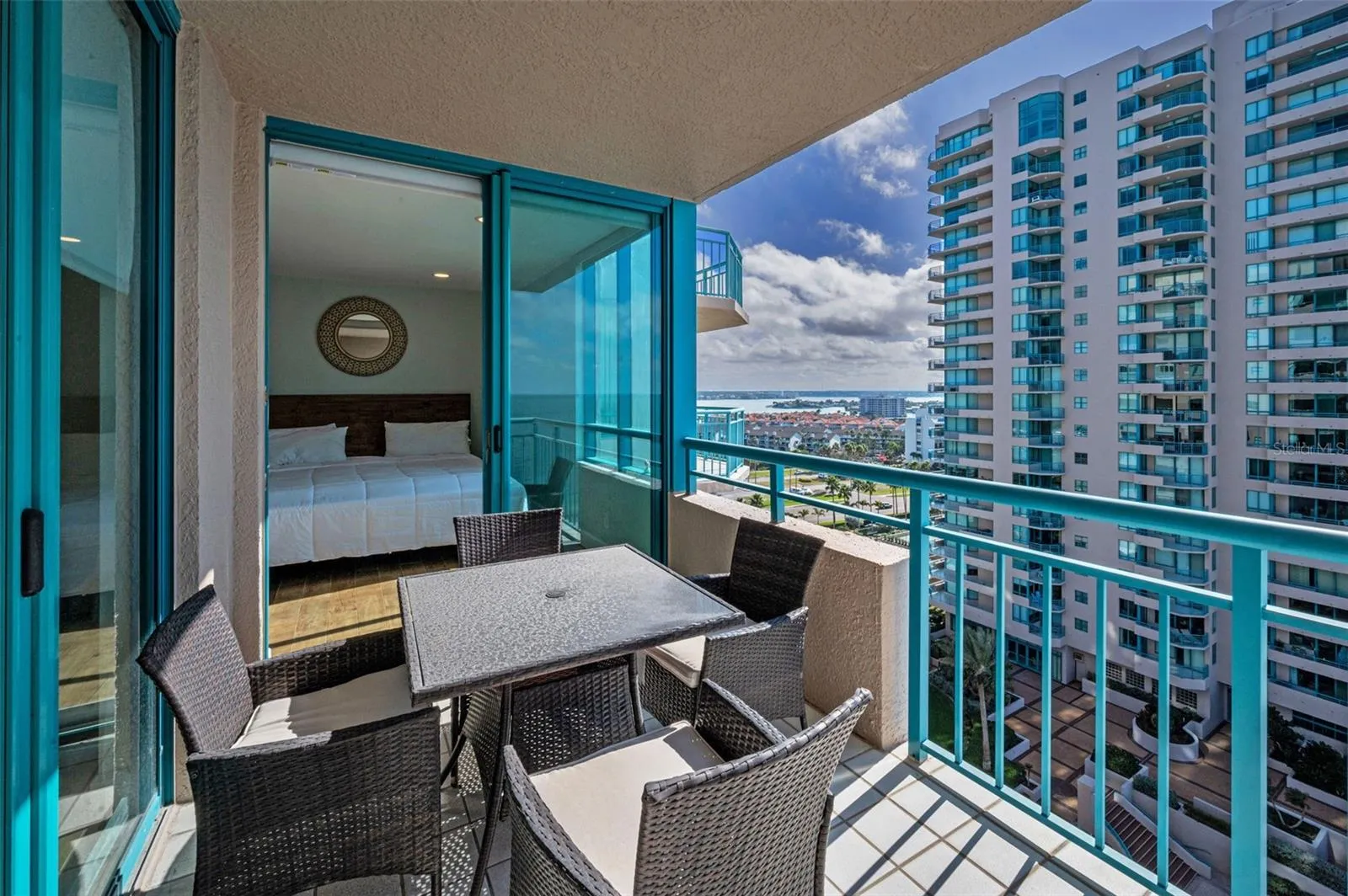 Master Suite Terrace Surrounding Panorama!