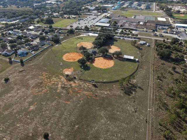 Lake Wales High School walking distance