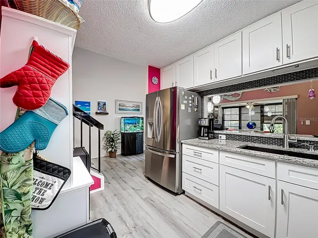 502 Bough Ave - kitchen