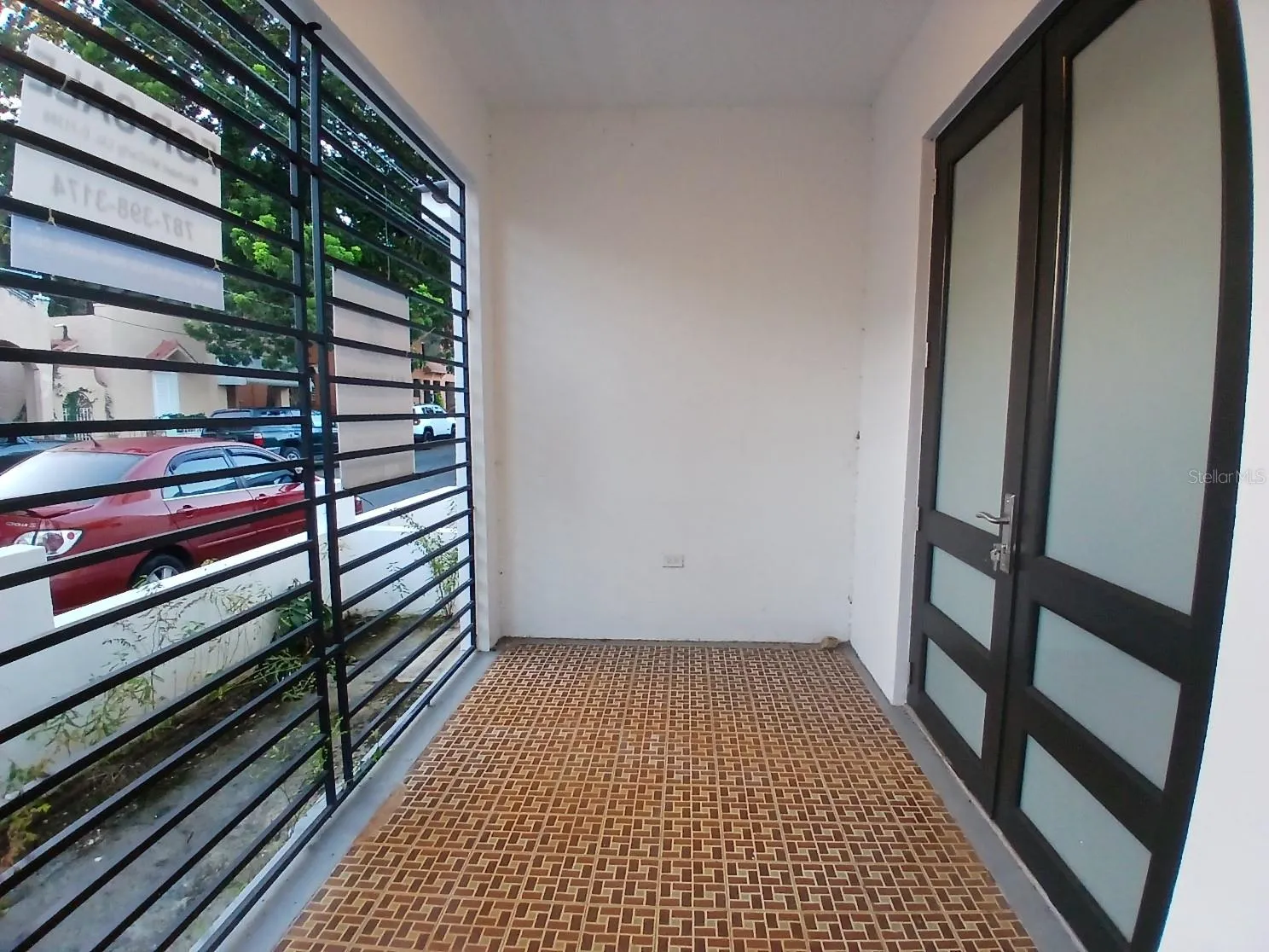 Front Porch, Unit 1